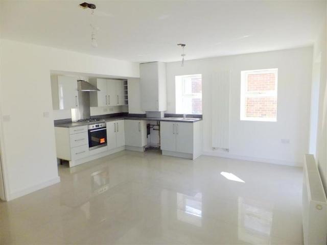 Apartment for rent in Huyton, Knowsley