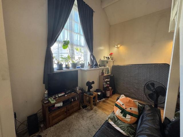 Apartment for rent in Littletown, Budlake