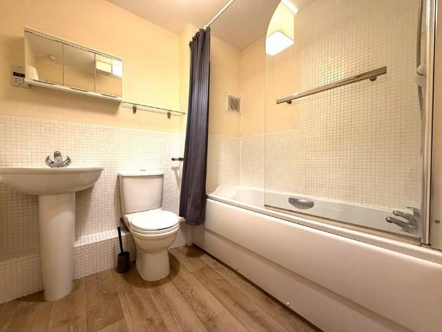 Apartment for rent in Madley Park, Black Bourton