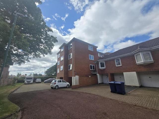 Flat for rent in Westoe, South Shields