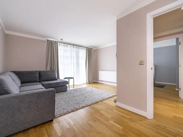 Apartment for rent in Hayes, Greater London