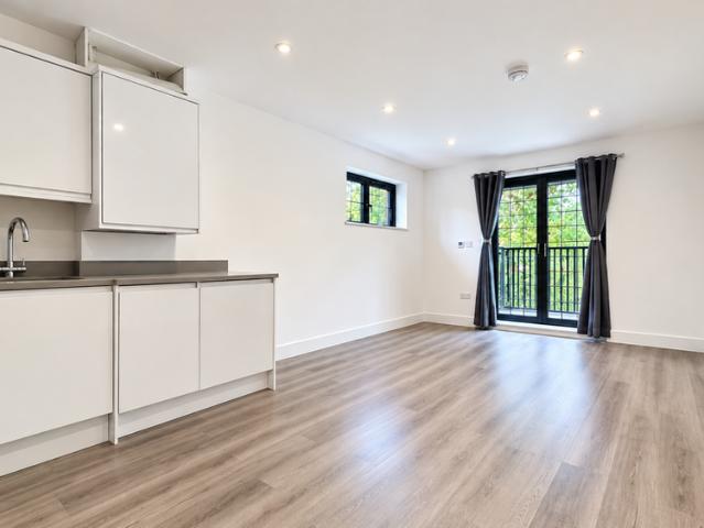 Apartment for rent in London Borough of Croydon, Sanderstead