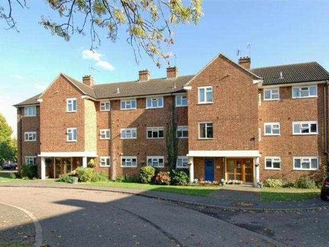 Flat for rent in Denham Green, Denham