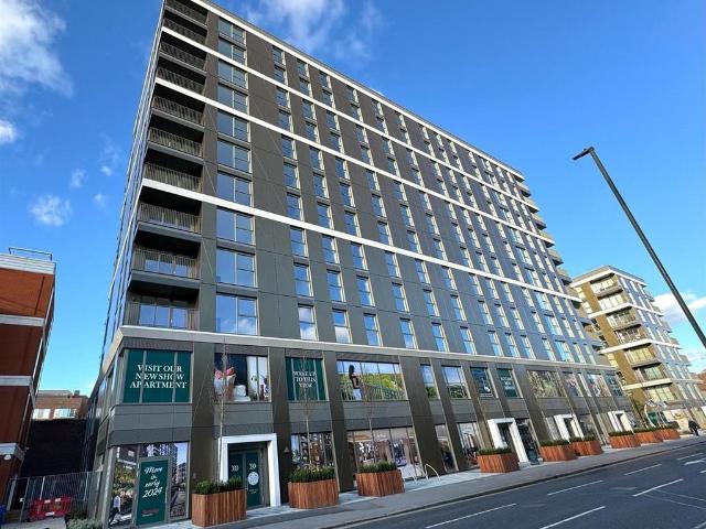 Flat for rent in Birch Green, Lower Halliford