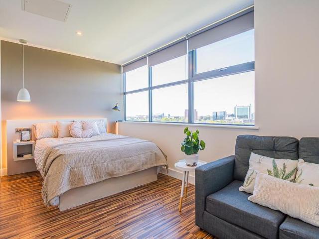 Apartment for rent in Wharfside, Trafford Park