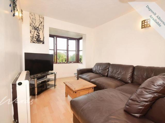 Apartment for rent in Worcester Park Estate, Monks Orchard
