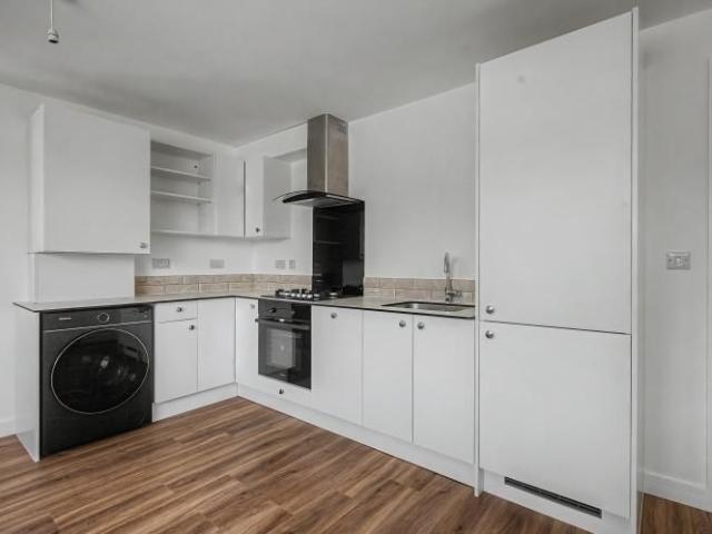 Apartment for rent in Gosford, Evershot