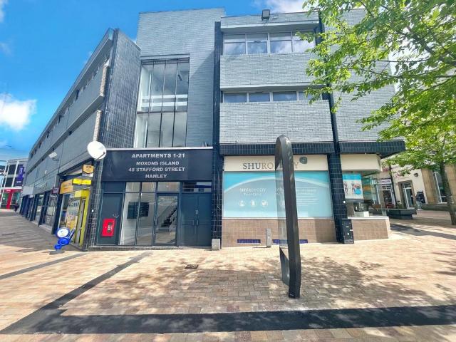 Flat for rent in Joiner's Square, Hanley