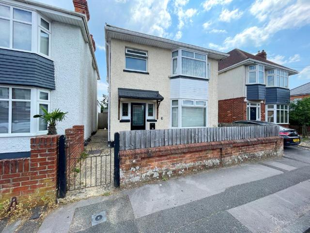 Flat for rent in Talbot Village, Bournemouth