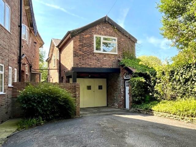 Flat for rent in Ashton upon Mersey, Trafford Park