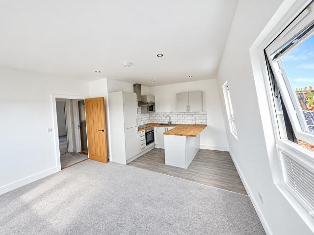 Flat for rent in St Helier, Greater London