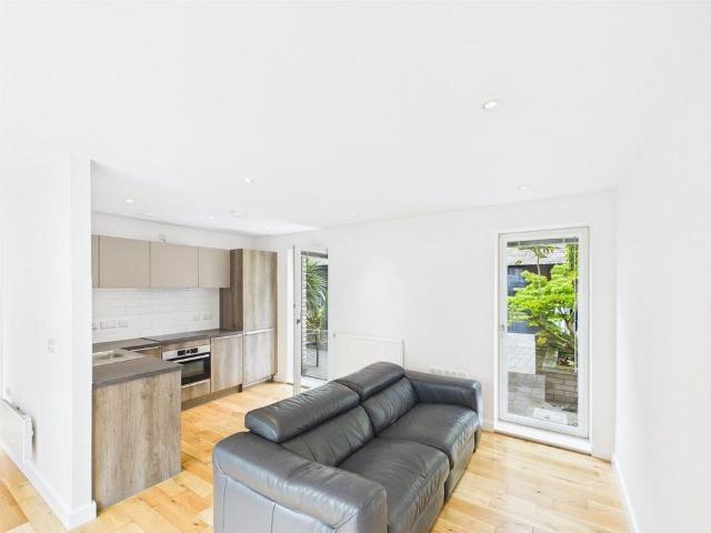 Apartment for rent in New Islington, Georgia
