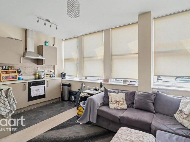 Apartment for rent in Rivenhall End, Chipping Hill
