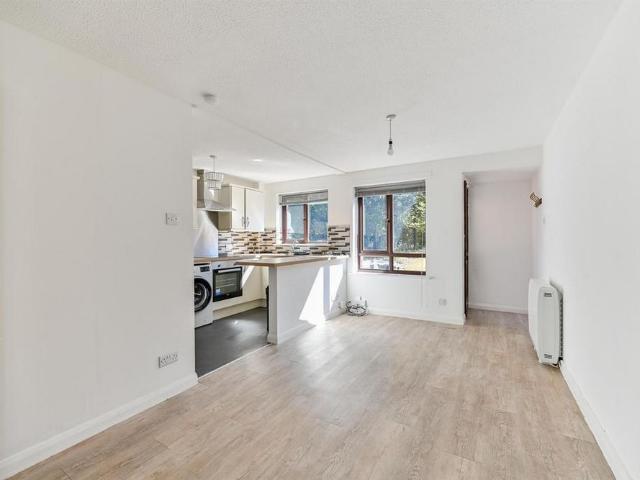 Apartment for rent in Whitley Wood, Reading
