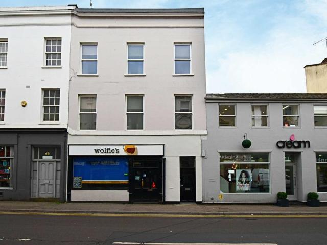 Flat for rent in Ewens Farm, Golden Valley