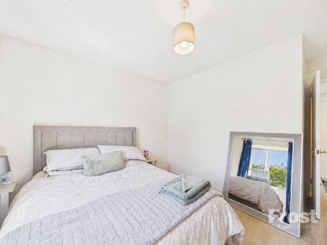 Apartment for rent in Slough