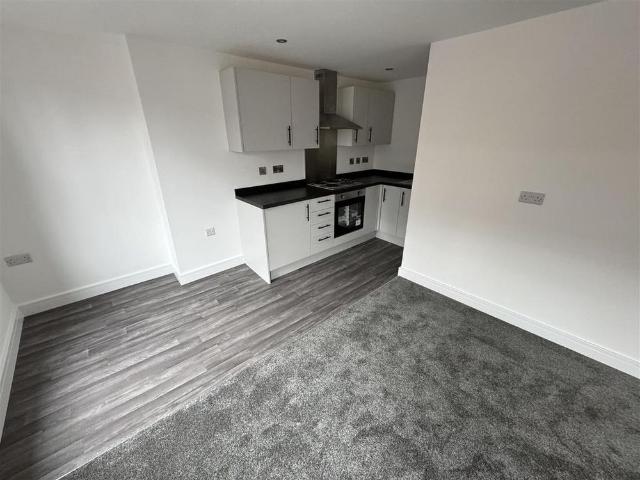 Apartment for rent in Caldermill, East Midlands