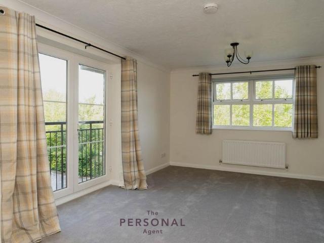 Apartment for rent in Chipstead, The Butts