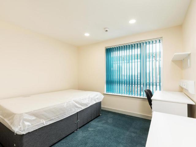 Flat for rent in Fratton, City Of Portsmouth