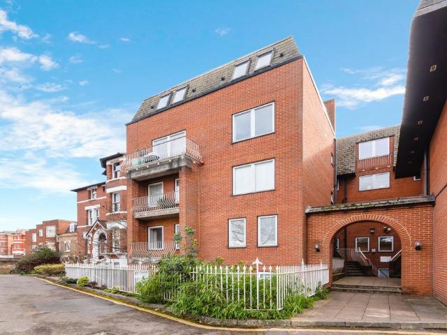 Flat for rent in Putney, Greater London