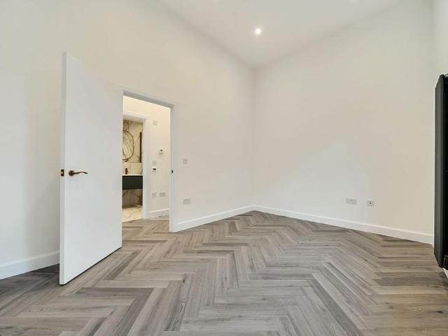 Apartment for rent in Brooklands, Monks Orchard