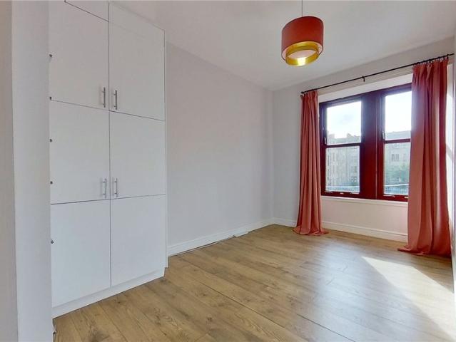Apartment for rent in Scotstounhill, Scotstoun
