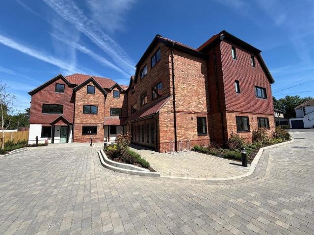 Apartment for rent in Hillview, Surrey