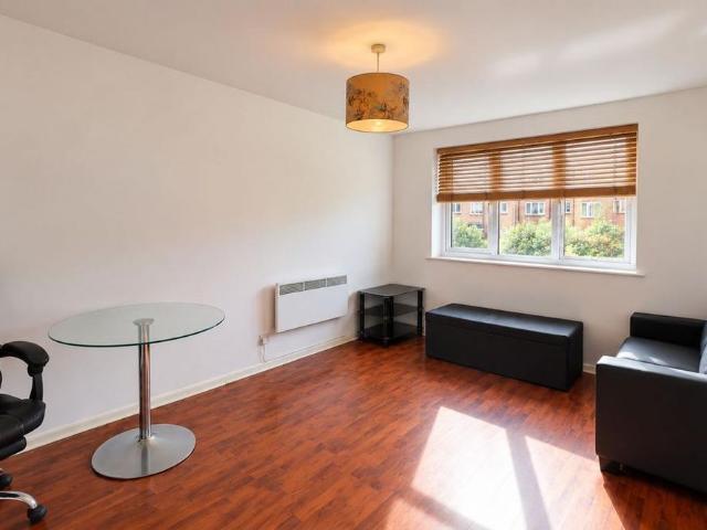 Apartment for rent in Pepys Estate, Greater London