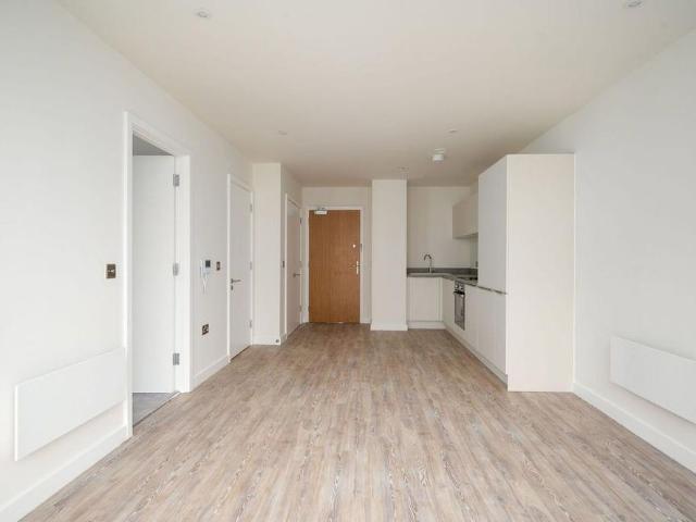 Apartment for rent in Brompton, Gillingham