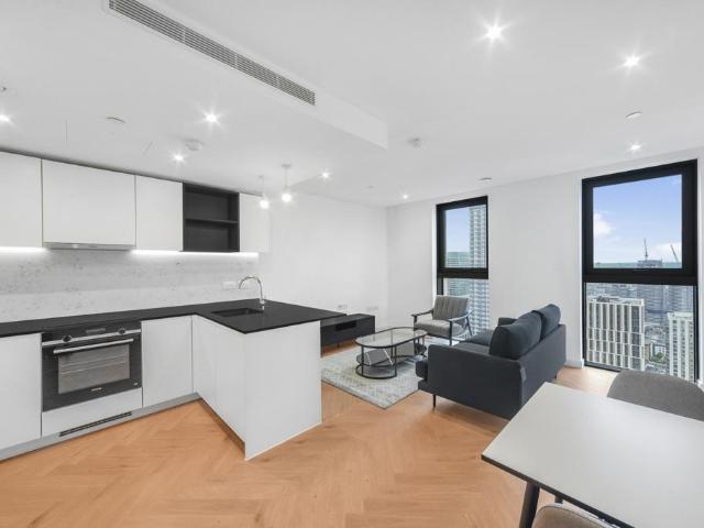 Flat for rent in Isle Of Dogs, Isle Of Man