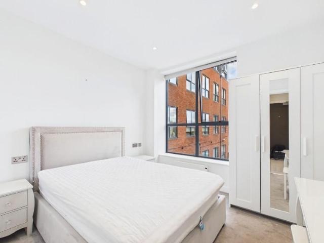 Apartment for rent in Camberley, Surrey Heath