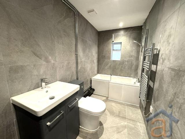 Flat for rent in Southport, Sefton