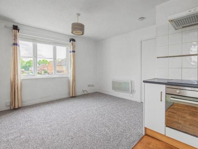 Apartment for rent in Langford Village, Evershot