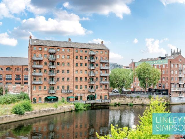 Apartment for rent in Victoria Quays, Leeds