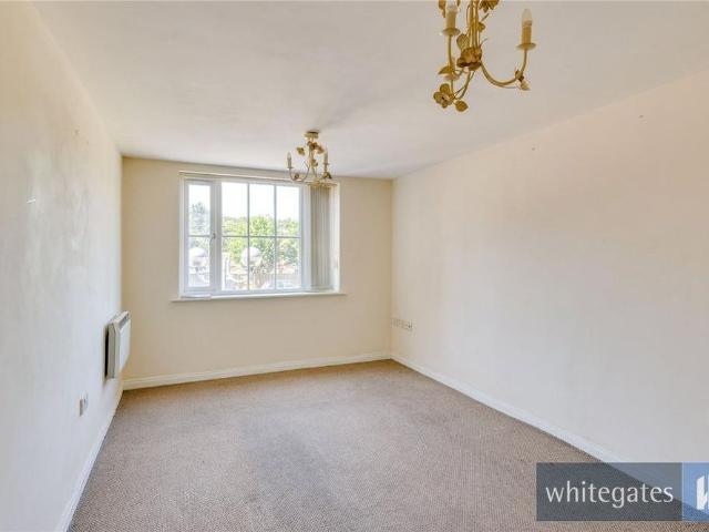 Apartment for rent in Calderstones