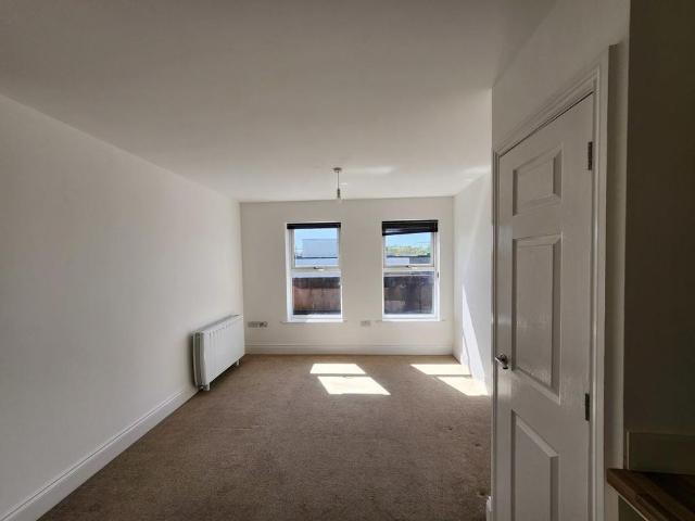 Apartment for rent in Talbot Village, Bournemouth