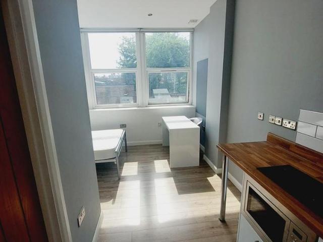 Room for rent in Semilong, Northampton