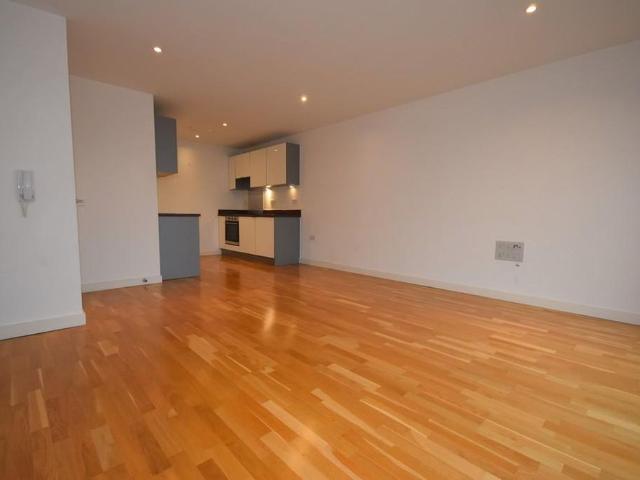 Apartment for rent in Fernhill, Bury
