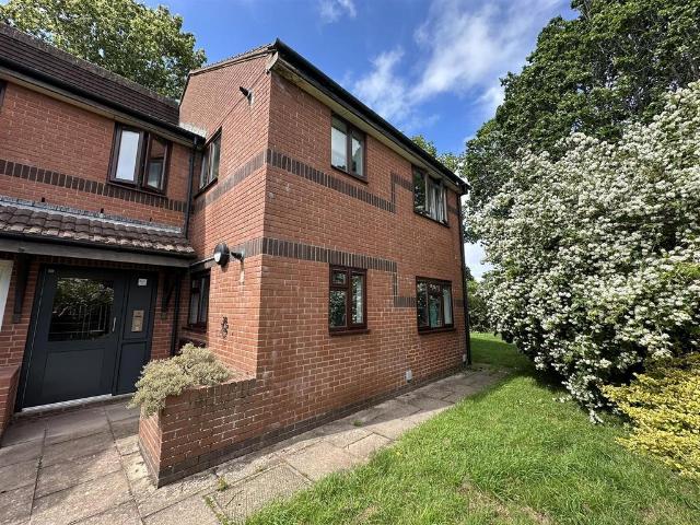 Flat for rent in Watergate, Devon