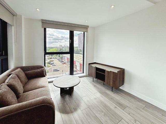Apartment for rent in Hyde Park, West Yorkshire
