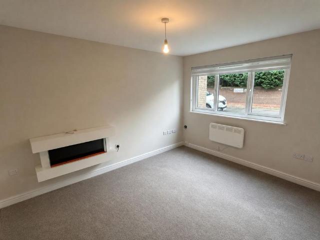 Apartment for rent in Poynton