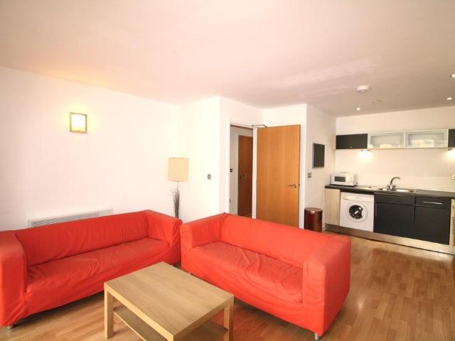 Flat for rent in Saint George's, South Yorkshire