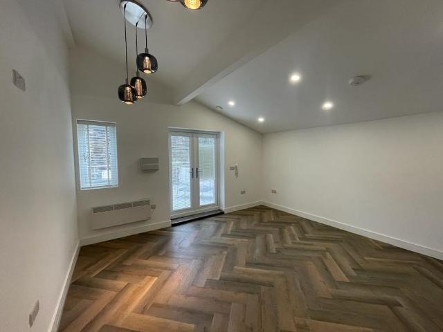 Apartment for rent in Farsley, West Yorkshire
