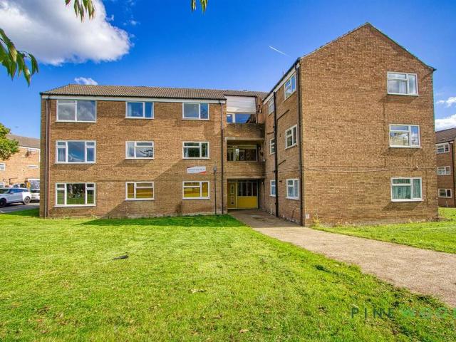 Flat for rent in Loundsley Green