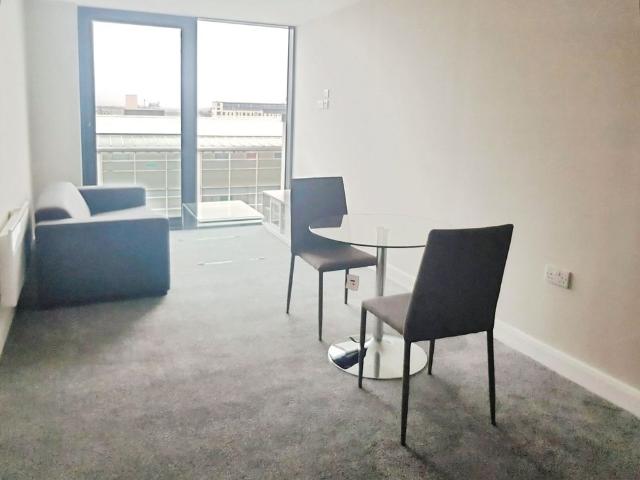 Studio for rent in Leylands, West Yorkshire