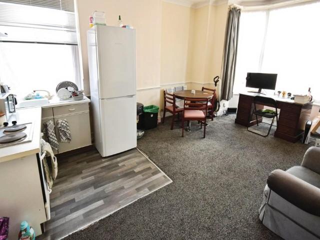 Flat for rent in The Brampton, Staffordshire