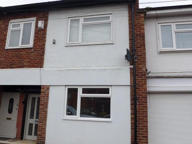 Flat for rent in Green Lane, Finham