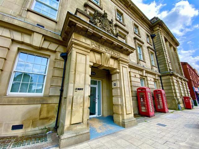 Flat for rent in The Haulgh, Lee Bank