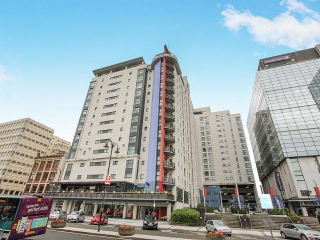 Flat for rent in Crockherbtown, Falcon Lodge