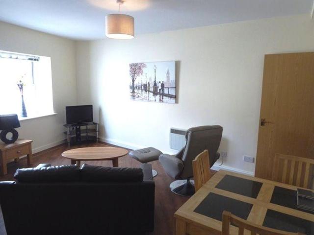 Apartment for rent in The Haulgh, Lee Bank